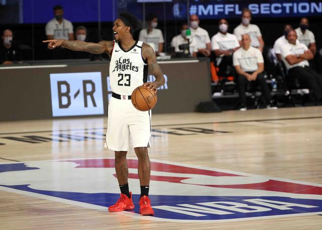 里的经历却 里的经历却