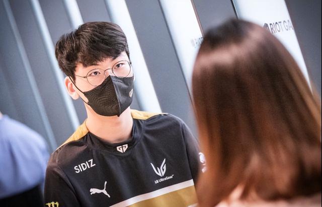 选为新一任 选为新一任